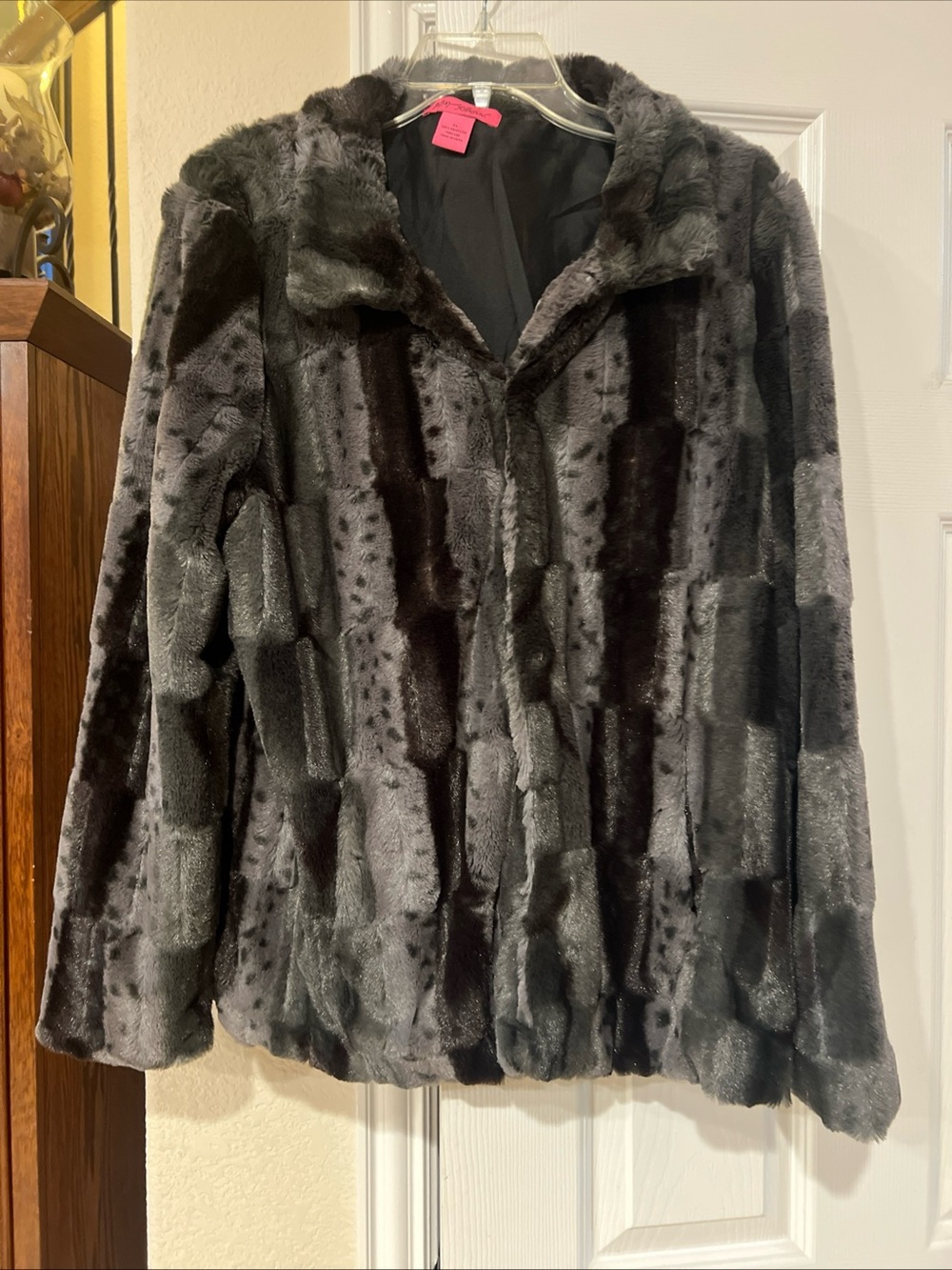 Betsey Johnson Faux Fur Jacket XL Black Gray Checkerboard Patchwork Plush Coat